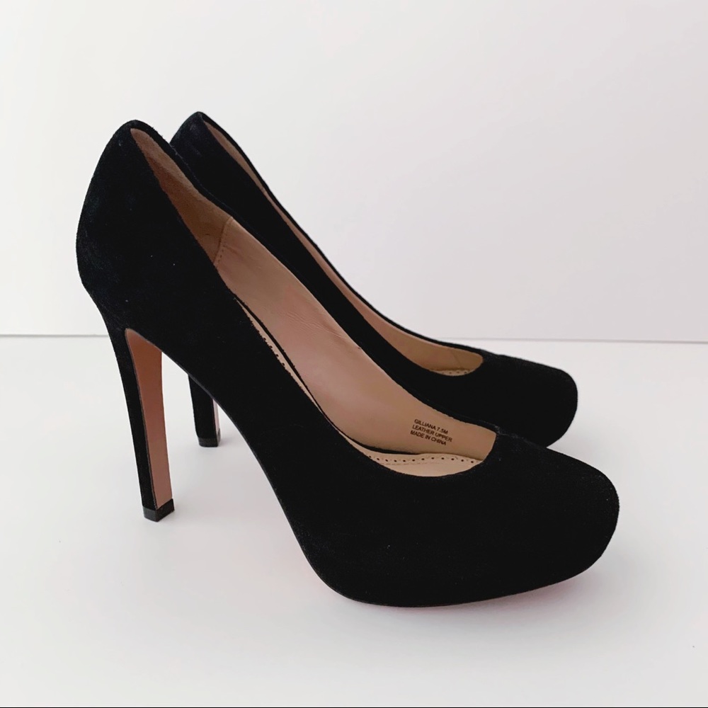 Pour La Victoire Gilliana Black Platform Pumps
